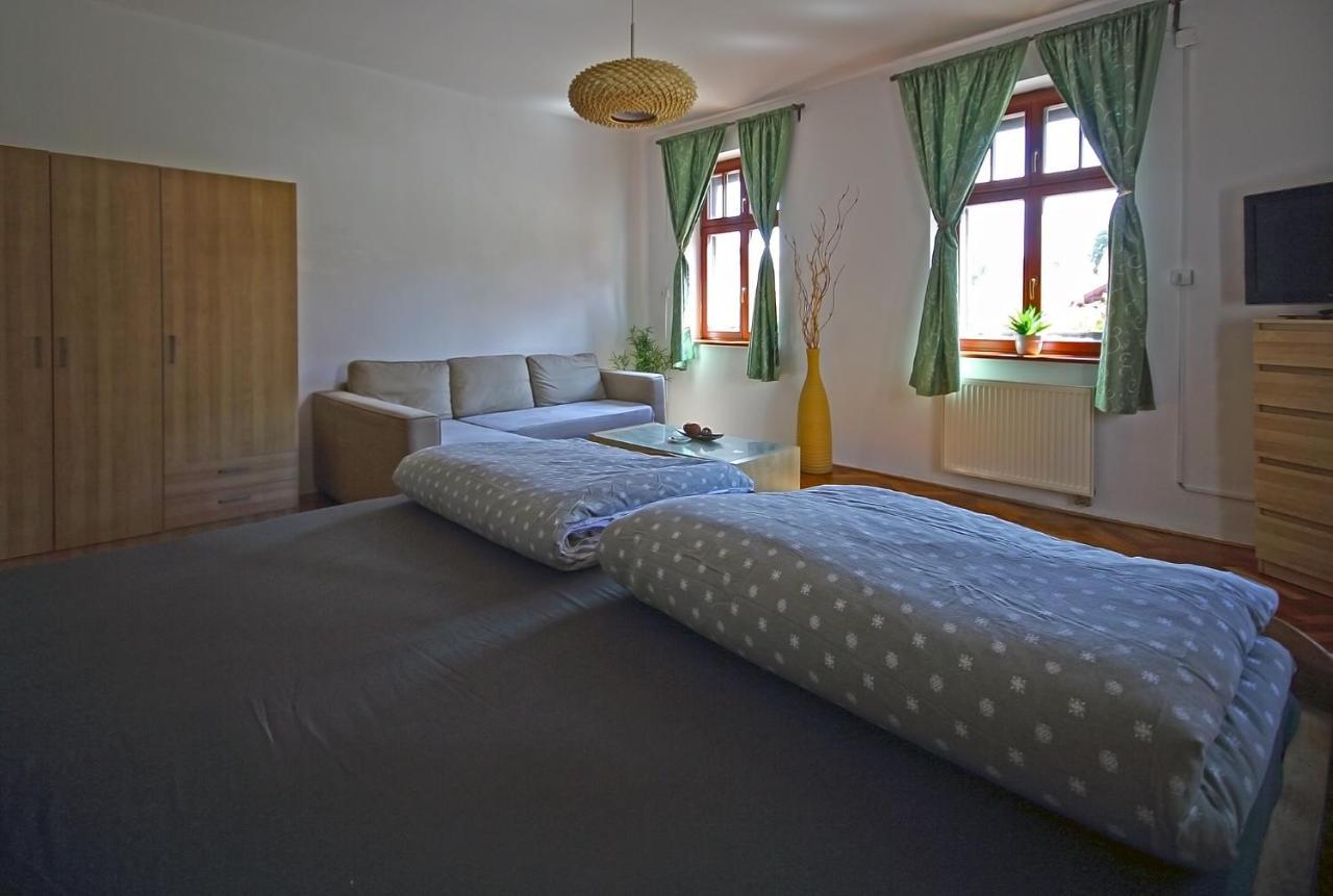 Hotel U Matyase à Stod Extérieur photo